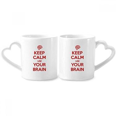 Imagem de Citação Keep Calm Use Your Brain Conjunto de canecas de porcelana preta para casal, copo de cerâmica com alça de coração