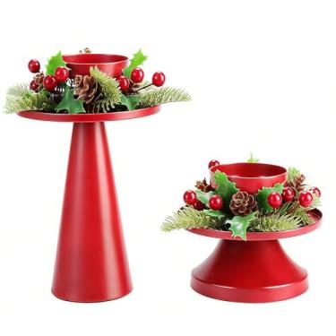 Imagem de Conjunto de 2 castiçais de pilar de metal vermelho, castiçais estilo escocês com guirlanda guirlanda de pinhas vermelhas artificiais, suporte de vela vintage decorativo para casamento, festas, eventos