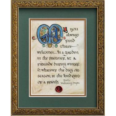 Imagem de Celtic Card Company Impressão Three Welcomes Moldura Dourada Manuscritos Medievais Verdes Selo em Cera Duplamente Matted Irish Gift Decoração de Casa (23 cm x 28 cm)