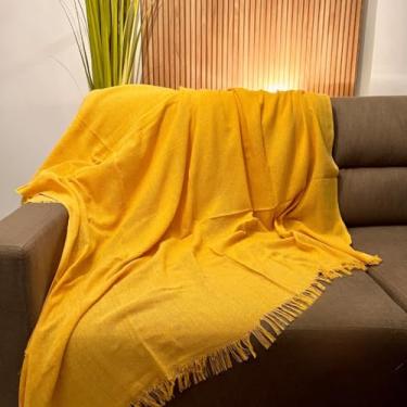 Imagem de Manta 2,20m x 1,50m Gigante Sofá Cama Decorativa (AMARELA)