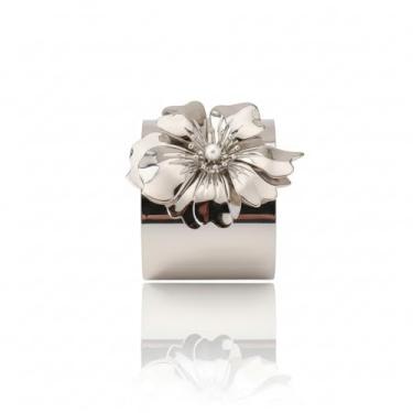 Imagem de Bracelete Grosso Largo Prata Flor Grande Pérola Cravejada Aberto-Pulseira Feminina Rígida Antebraço Floral Cuff Manguito Statement-Presente Feminino Relevo Marcante Contemporâneo Versátil Polido