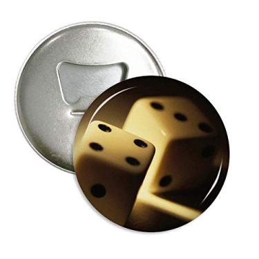 Imagem de Abridor de garrafas de fotos com pontos de jogo de dados, ímã de geladeira, emblema multifuncional