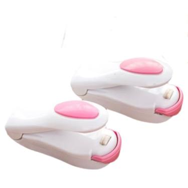 Imagem de 2 Mini Máquina Seladora Plástico Embalagem Pilha Lacra E Fecha Ímã de Geladeira