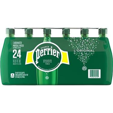 Imagem de Perrier Garrafas de plástico de água mineral Watercarbonated, Original, 46,9 Fl Oz (pacote com 24), 405,6 Fl Oz