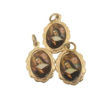 Imagem de 10 Medalha Santa Rita de Cássia - 1x2 cm - Santinhos do Brasil