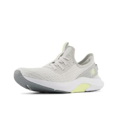 Imagem de New Balance Tênis feminino DynaSoft Nergize Sport V2 Cross Trainer, Matéria cinza/branco/luz clara, 39