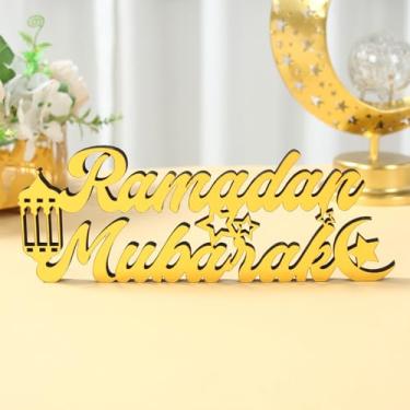 Imagem de Ornamento Ramadan Mubarak, decoração de mesa islâmica Eid dourada com lanterna oca lua e estrelas, mesa central suporte letras presente muçulmano para decoração de festa de férias em casa suprimentos