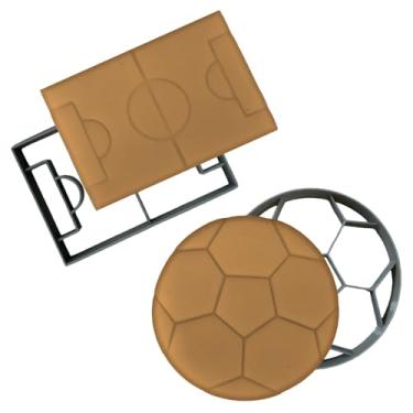 Imagem de Moose Goods Conjunto de 2 cortadores de biscoito de futebol - formas e carimbos de bola de futebol, kit de cortador de biscoito de campo esportivo para festas com tema esportivo