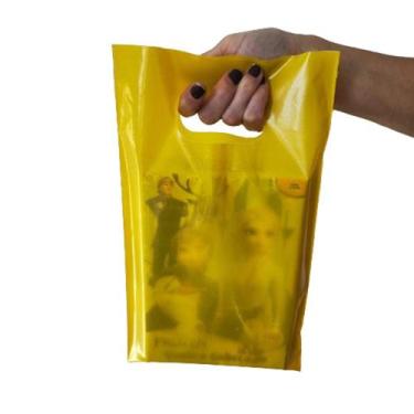 Imagem de 100 Sacola Plástica rec. 20x30 Alça Boca De Palhaço / Vazadas. - AGAE,