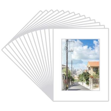 Imagem de Pacote com 15 tapetes brancos de 30,5 x 40,6 cm, foscos para fotos de 22 x 30,5 cm, tapete para fotos, impressões e obras de arte