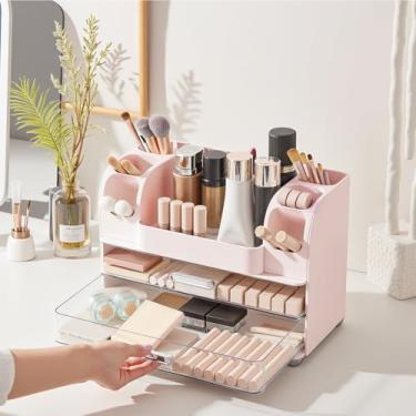 Imagem de DRHWEFSQ Organizador de maquiagem para bancada com 2 gavetas grandes, armário de exibição espaçoso, compartimento superior particionado, 6 porta-pincéis – solução de armazenamento de beleza rosa