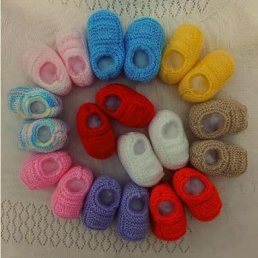 Imagem de Combo 1 Bebê com 10 Sapatinhos de Bebê de Tricô - 0 a 3 meses - Lojinh