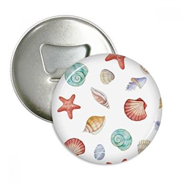 Imagem de Ilustração de vida marinha colorida com vieira, abridor de garrafas, ímã de geladeira, emblema multifuncional