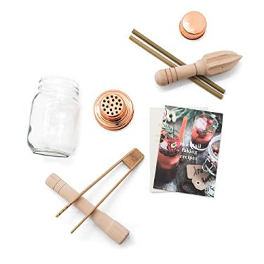 Imagem de Kit de coqueteleira da Calm Club – Conjunto de misturadores inclui coqueteleira Mason, suco, lama, tanga de bambu, canudos de bambu e livro de receitas de coquetel