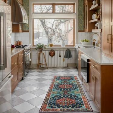 Imagem de WILLSUN Tapetes de área laváveis, tapetes antiderrapantes boho de 5 x 15 cm para cozinha, sala de estar, quarto, tapete vintage lavável à máquina, tapete com estampa floral interna para decoração de