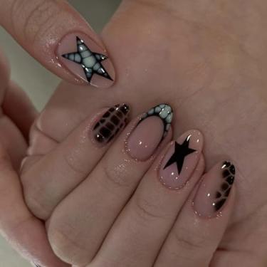Imagem de Unhas postiças curtas médias amêndoas francesas com estampa de leopardo simples estrelas Desien cobertura completa cola acrílica falsa em unha para mulheres, 24 peças