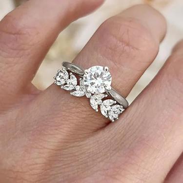 Imagem de Um conjunto de anéis de casal com design geométrico de orelhas de trigo para mulheres requintados anéis de luxo leves joias femininas joias finas vida diária namoro decoração para festa de formatura