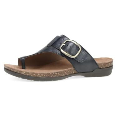 Imagem de Dansko Sandália feminina Rylee – Palmilha de espuma viscoelástica e cortiça para conforto e suporte do arco – Sola de borracha leve para uso duradouro, Couro preto, 5.5-6