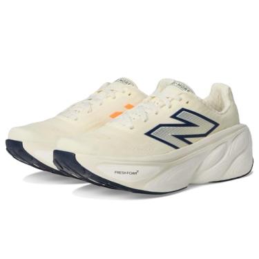Imagem de New Balance Tênis de corrida feminino Fresh Foam X More V5, Angorá/sal marinho/manga quente, 5.5 Wide