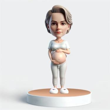 Imagem de Peça de arte elegante para mãe grávida personalizada projetada à mão a partir de sua imagem, presente contemporâneo para entusiastas de design celebrando a vida nova