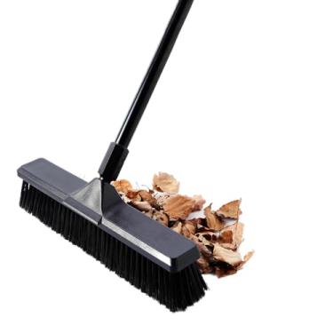 Imagem de Eyliden Vassoura resistente de 45,7 cm – resistente, cerdas duras, cabo longo de 167,6 cm – vassoura para garagem, concreto, calçada, pátio, terraço, deque de armazém, varredura de neve (preto)