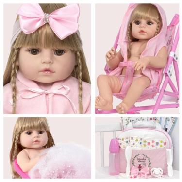 Imagem de Bebê Reborn Menina Loira Roupão Bolsa Acessórios Carrinho - Cegonha Re