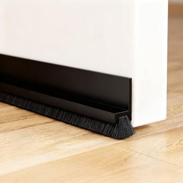 Imagem de Tira de vedação da escova inferior da porta com escova contra poeira, bloqueador de borracha, à prova de insetos, reduz o ruído, tiras de vedação autoadesivas (preto)