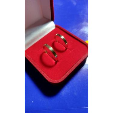 Imagem de Par Alianças Retas Tradicional Ouro 18 Kilates Par brilhosa Maciça 2,4