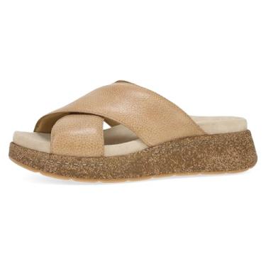 Imagem de Dansko Sandália feminina Bridget Platform Slide – Palmilha com espuma viscoelástica e camurça para um conforto e suporte extra de pelúcia, Mel, 6.5-7