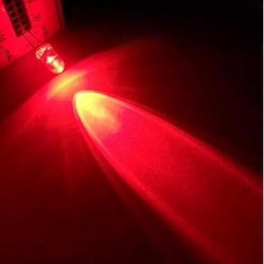 Imagem de Kit 50 Leds Alto Brilho 5mm 12v Montado Cabinho Na Cor 20cm (Vermelho)