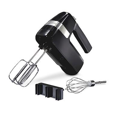 Imagem de Hamilton Beach Electric Hand Mixer, 6 Speeds + Stir Button, 300 Watts of Peak Power for Powerful Mixing, Includes Whisk and Storage Clip, Black (62628)
