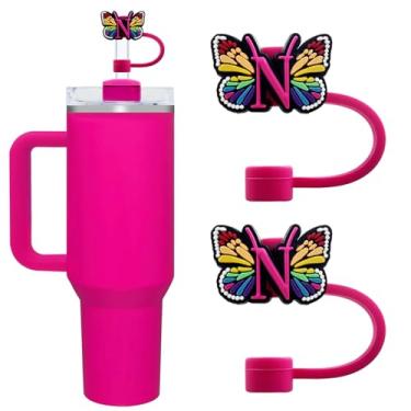 Imagem de Lindas capas de canudo com letra inicial para copos Stanley 20/30/1,134.0 g - tampas à prova de poeira de 10 mm/0,4 pol. - Protetor reutilizável para canudos de 9 a 10 mm, 2 peças