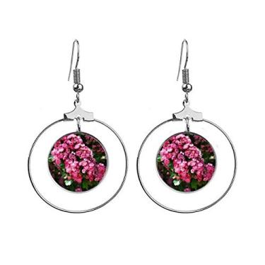 Imagem de Brincos de flores rosa lindas folhas verdes pendurados argola joia círculo gota