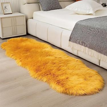 Imagem de CKLZSAY Tapete de pele sintética corredor de 0,6 x 1,8 m amarelo - lavável na máquina, tapete felpudo supermacio, tapete de pele de carneiro, tapete felpudo para quarto, sofá, sala de estar, cabeceira