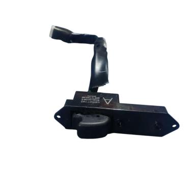 Imagem de Comando Botão Vidro Elétrico Dianteiro Direito Artrek 2006