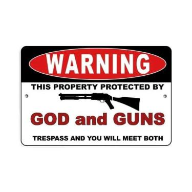 Imagem de Aviso Propriedade Protegida por Deus e Armas Sinal para proprietários 