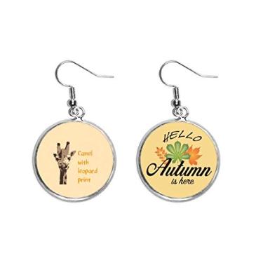 Imagem de Brinco de girafa tropical africana com pingente de folha de outono