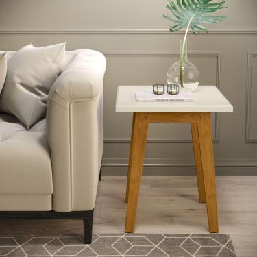 Imagem de Mesa lateral Prism Off White com pés em madeira maciça
