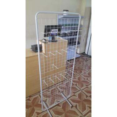 Imagem de Biombo De Chão (BRANCO) Expositor Aramado + 20 Ganchos De 15 cm - Ativ