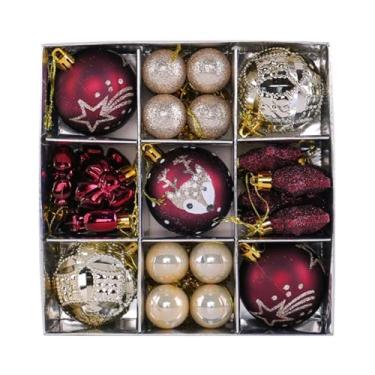 Imagem de MotiveTech Conjunto de 35 pingentes de bolas de Natal com e laços para decoração natalina, perfeitos para festas ao ar livre, aniversários e jardins, Vermelho Escuro E Bege