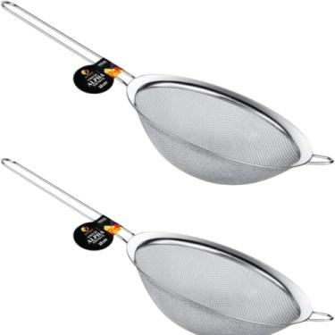Imagem de Peneira de Cozinha em Aço Inox, 18cm de Diâmetro, Malha Fina, Cabo Longo, para Filtragem de Líquidos e Secos, Uso Doméstico e Profissional