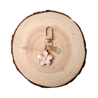 Imagem de Chaveiro Flor De Pêra Branca: Acessório De Casal Fofo Para Boutiques -