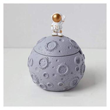Imagem de Cinzeiros desktop criativo astronauta cinzeiro casa/hotel 12 cm grande capacidade cinzeiros exterior à prova de vento cinzeiro com tampa decoração de casa (tamanho: B)