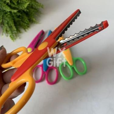 Imagem de Tesoura de Picotar Colorida Infantil Unidade - Win Paper/ WX Gift, Ver