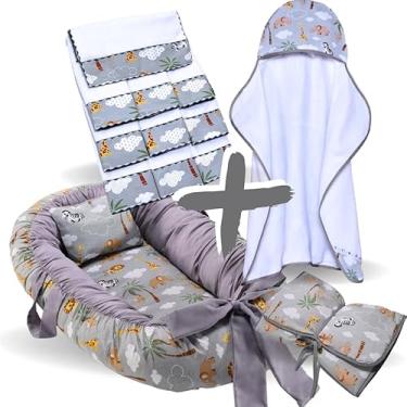 Imagem de Kit Completo Bebê – Toalha de Banho Forrada, Ninho Redutor de Berço, 6 Toalhas de Ombro e Trocador Portátil (Safari Cinza)