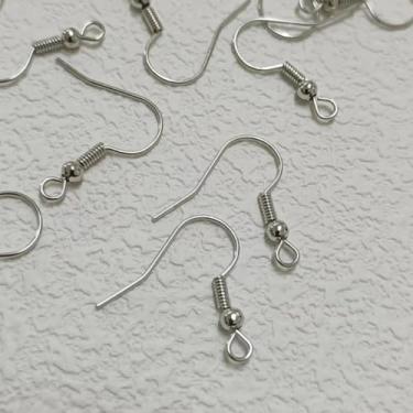 Imagem de 50 peças de brincos de anzol para achados perfurados faça-você-mesmo, fios de orelha de aço inoxidável, ganchos de peixe para fabricação de joias artesanais