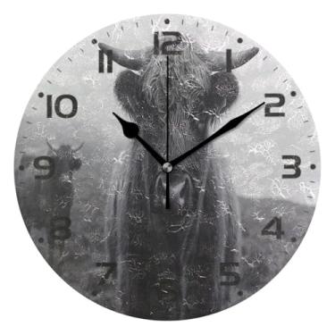 Imagem de JUZIHAI Relógio de parede Highland Cow, silencioso, redondo, sem tique-taque, operado por bateria, fácil de ler, relógio decorativo de parede para casa, cozinha, sala de estar, quarto, escritório, 25