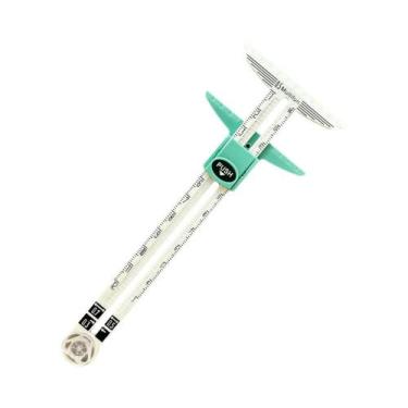 Imagem de Régua De Costura 5 Em 1 Reforçada Com Escala Em Centímetros E Régua De