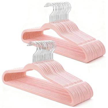 Imagem de Cabides de veludo rosa, pacote com 60, cabides antiderrapantes para economia de espaço, com gancho giratório de 360°, cabides de veludo de 43 cm para casacos, suéter, jaquetas, vestidos, camisas