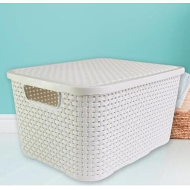 Imagem de Caixa Organizadora Rattan, Plástico Branco com Tampa, 7L, Empilhável, Design Texturizado, 28x18x16 cm, para Organização Doméstica